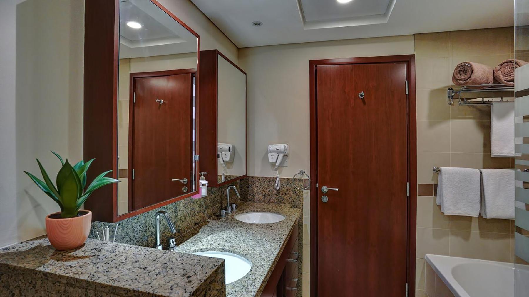Apartment 29boulevard - Modern 2bhk By Radiance Vacation *